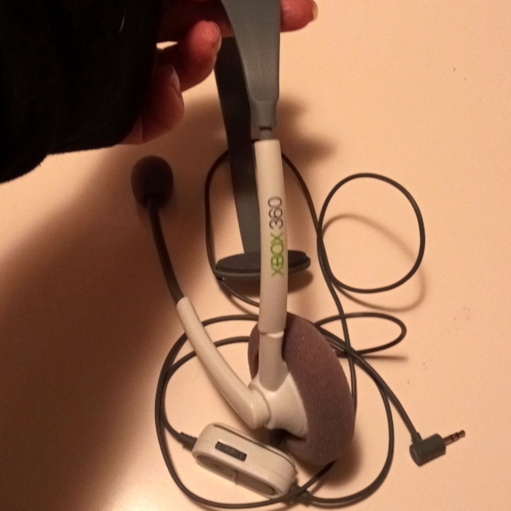 Xbox 360 headset - Picture 2 of 2